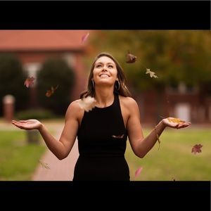 Meet your Posher, Avery